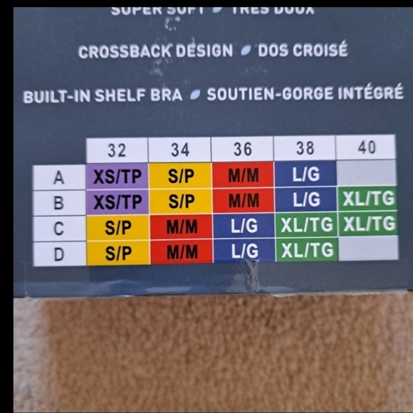 Lemon Set Of 2 Ribbed Yoga Bras Women's Size Small Grey Black Seamless NWOT - Picture 11 of 12